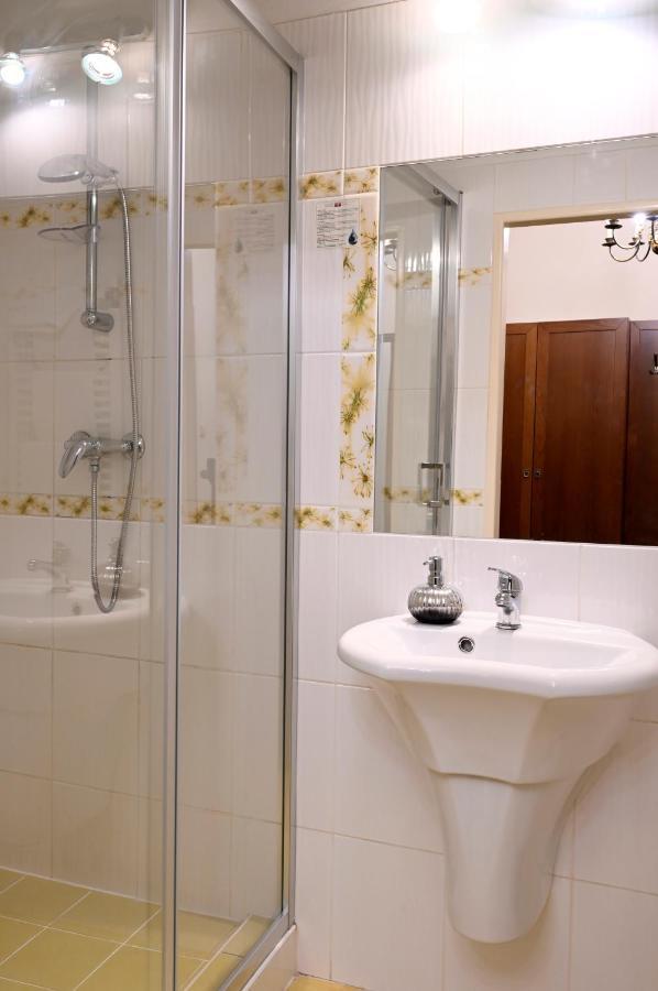 Hotel Boucek Kroměříž Esterno foto