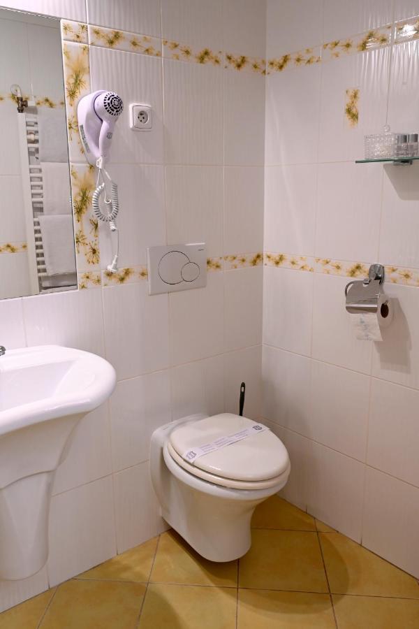 Hotel Boucek Kroměříž Esterno foto