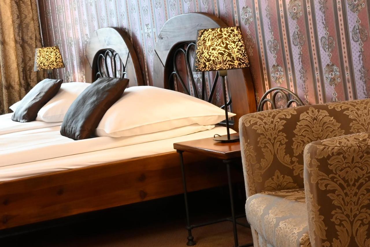 Hotel Boucek Kroměříž Esterno foto